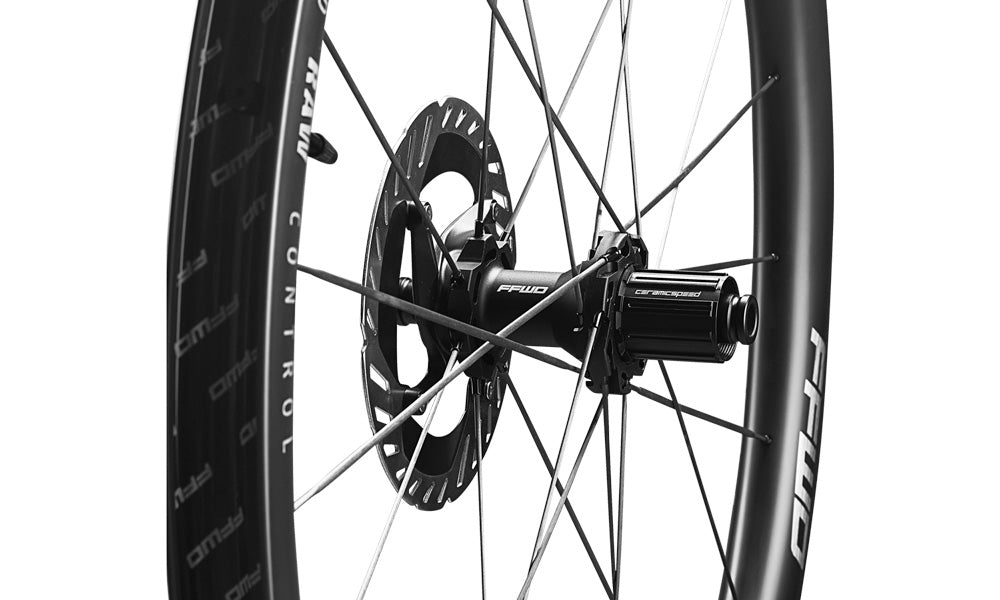 RAW CONTROL ג€” RAW (6)