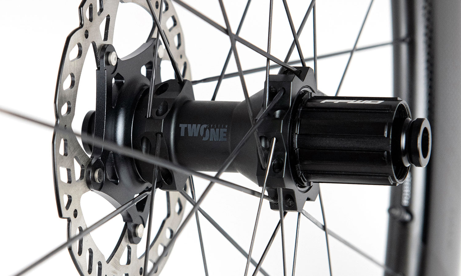 RYOT 33 White Special Offer ג€” RYOT (3)